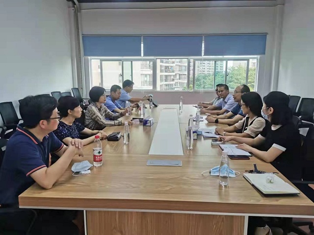 座谈会现场.jpg