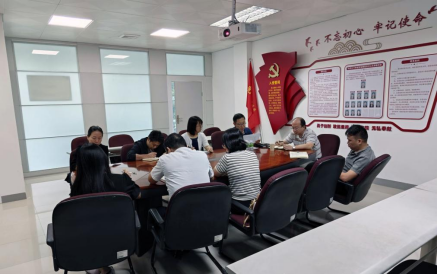 231109开展主题教育，局领导下基层——到江门市城市地理信息中心开展座谈调研 (2).png