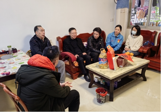 240208迎新春送温暖，送书共学共进 (1).png