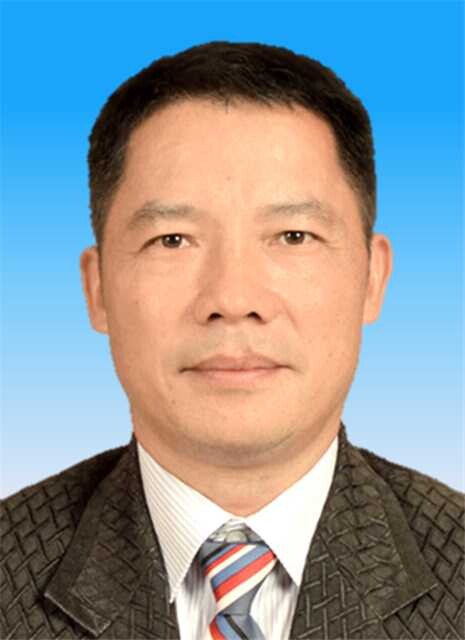 陆学飞.jpg